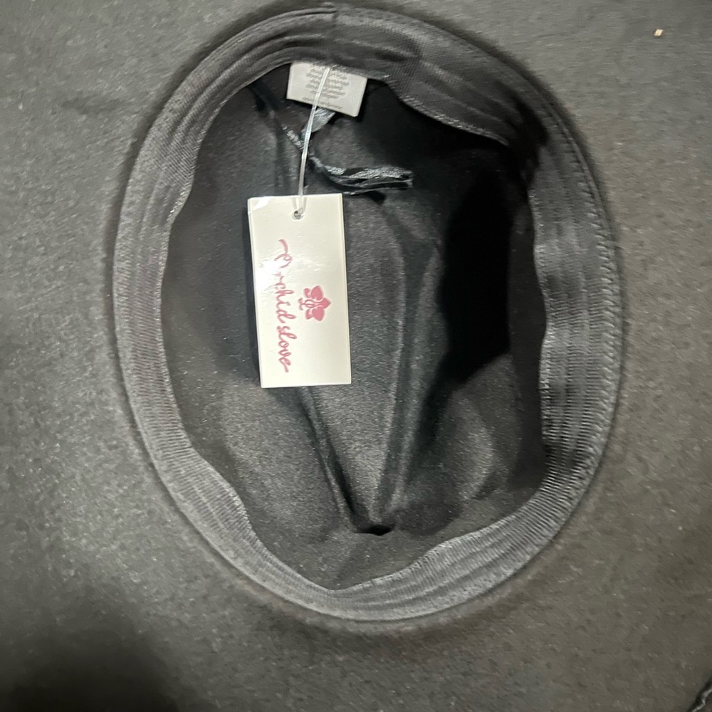 Hat - Picture 2 of 2